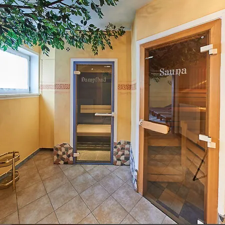 Pichler Hotel apartamentowy 3*