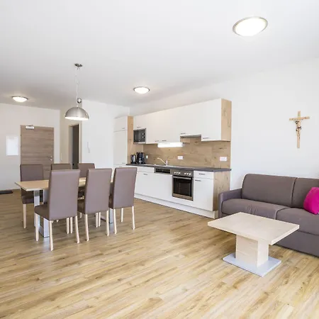 Aparthotel Pichler 3*