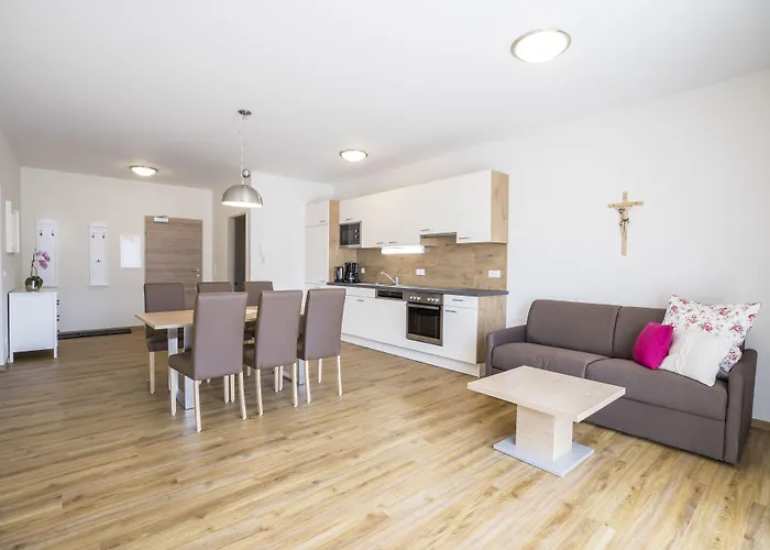 Apart Otel Pichler 3*